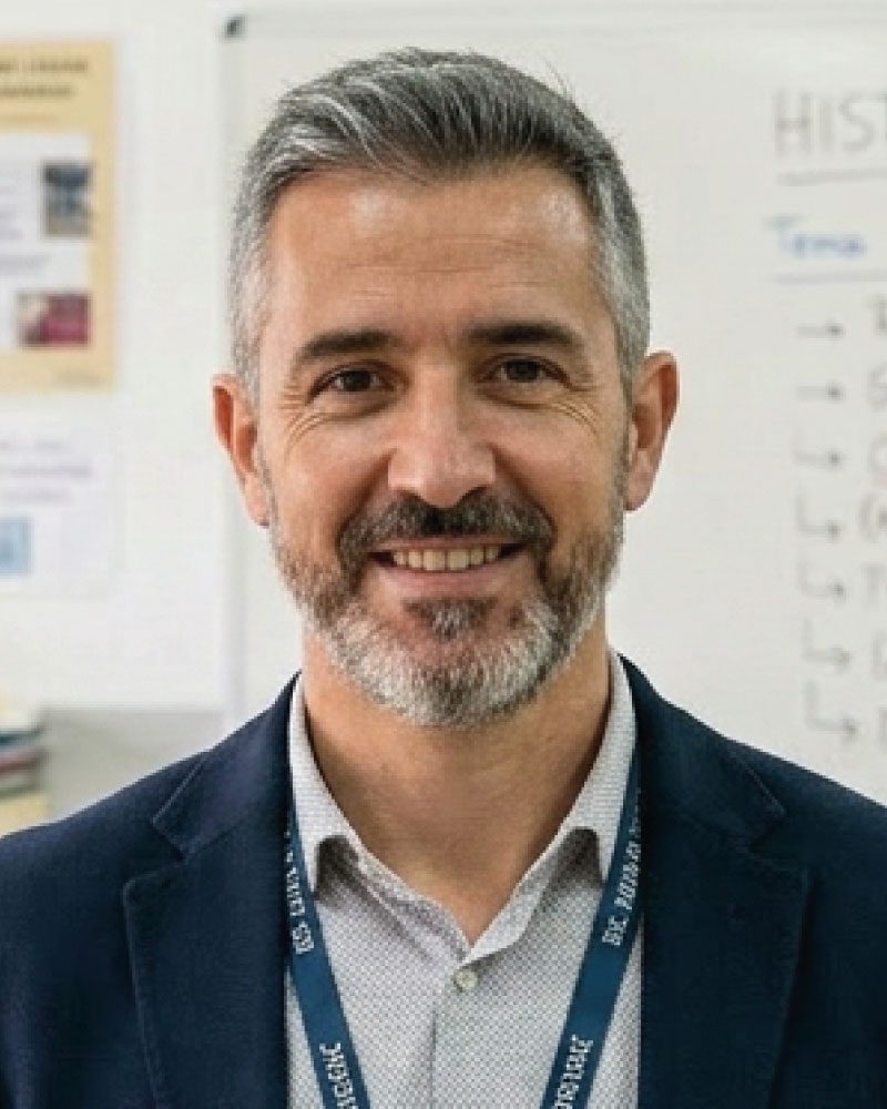 Lcdo. Fernando Montiel